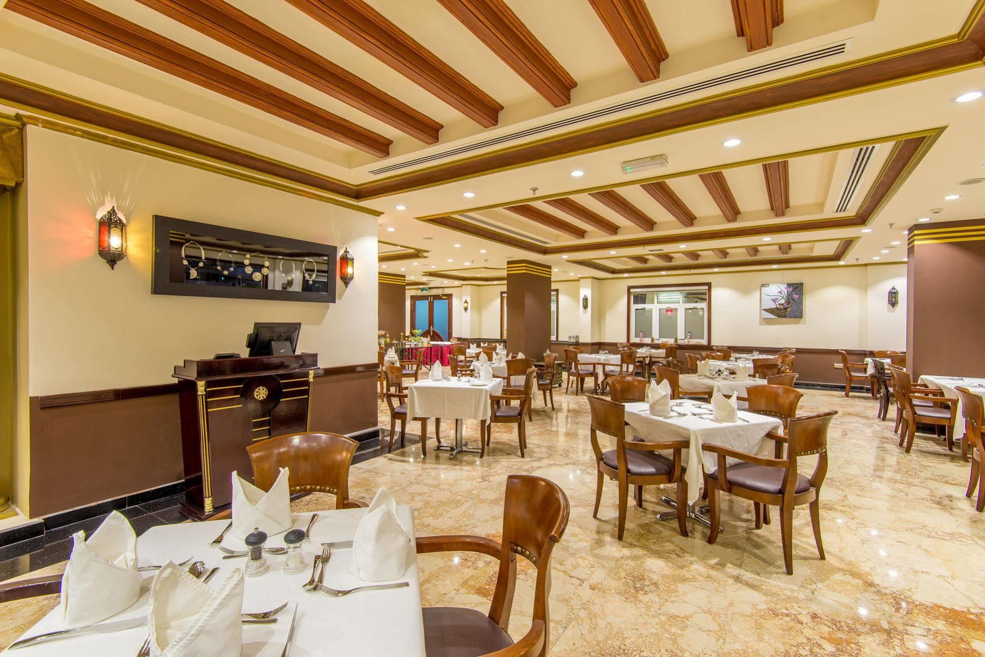 Caesar Hotel Маскат Екстер'єр фото