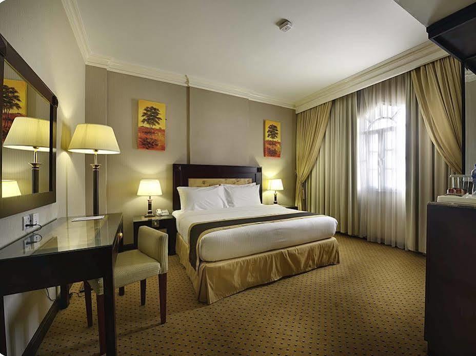 Caesar Hotel Маскат Екстер'єр фото